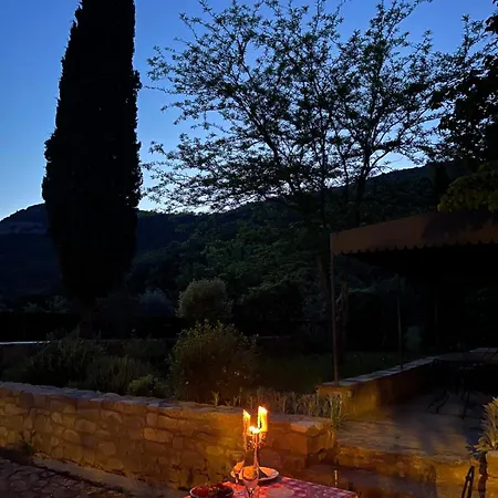Konukevi Mas Des Violettes Mas Provencal En Pic Saint Loup *